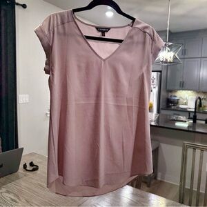 Express Blush V-Neck Cap Sleeve Blouse